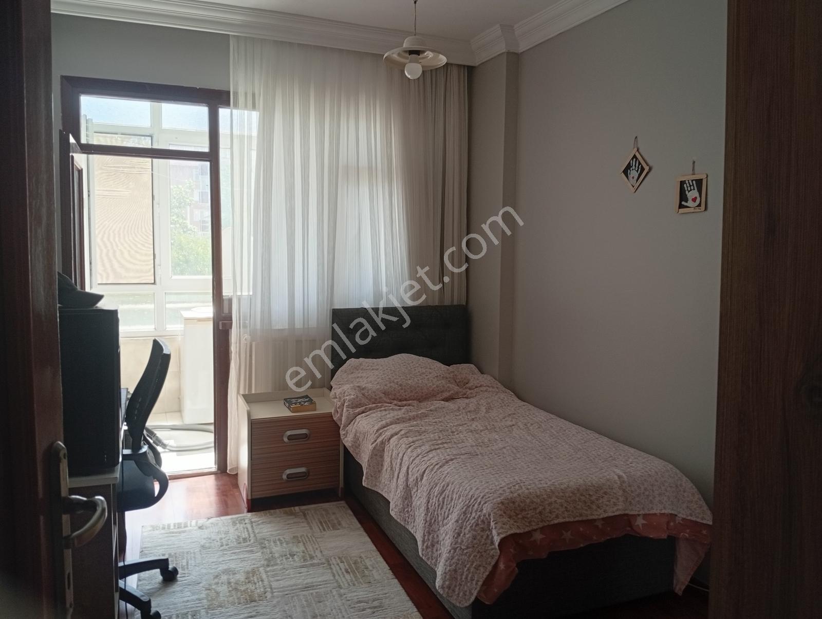 Edirne Fatih Mah De Kiralık Geniş 3+1 Daire - Görsel 2