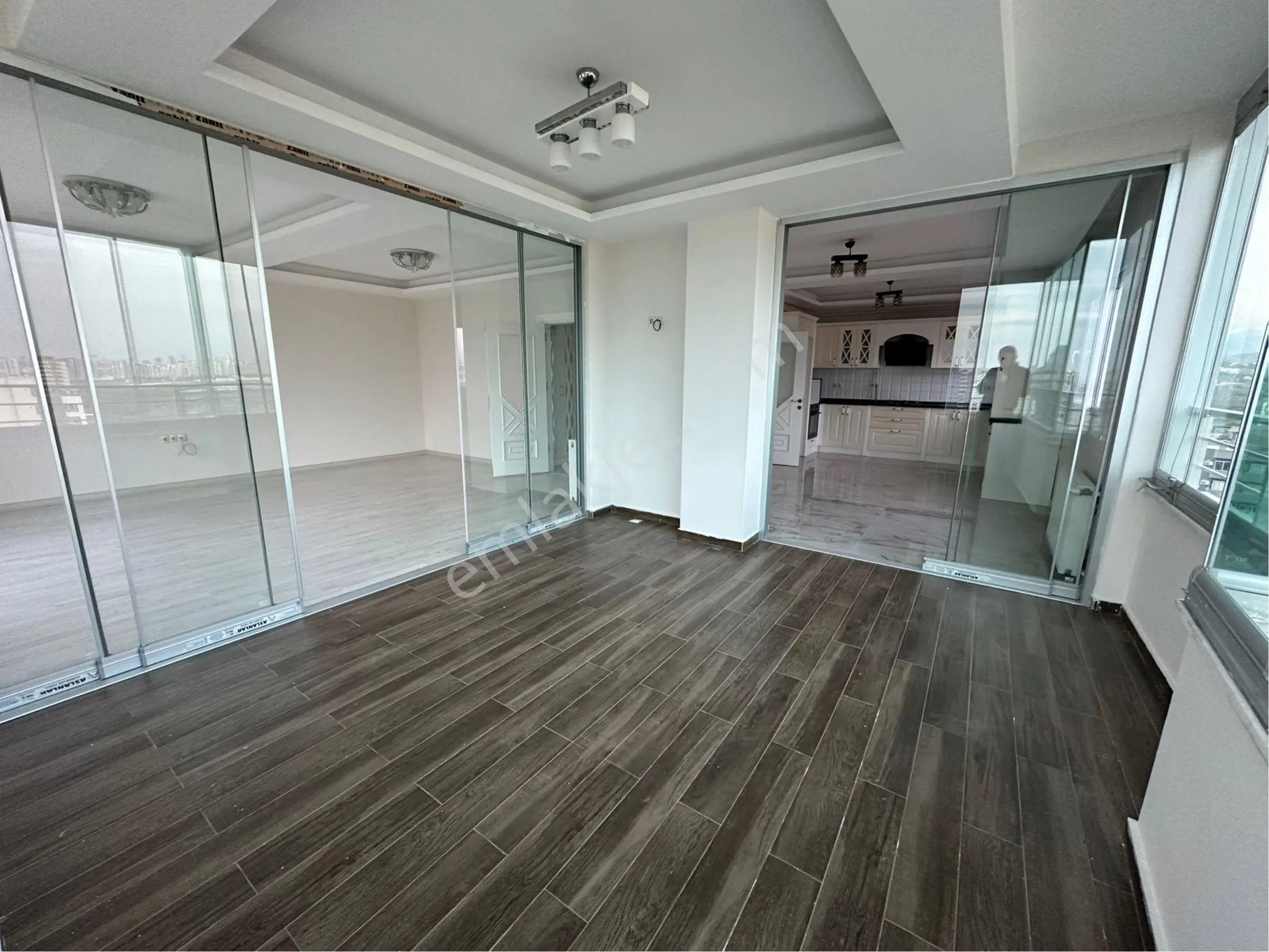 Dream Home’dan Merkez Mah. B.mutfak Geniş Oturumlu Satılık 4+1