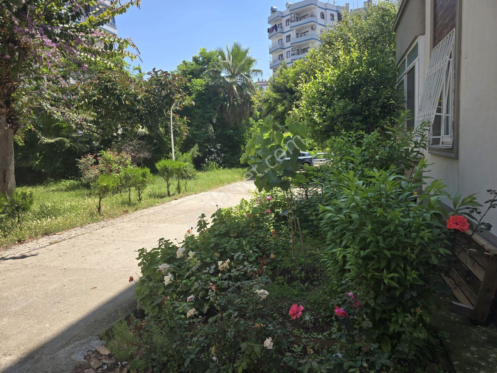 Merkezi Konumda, Yeşillikler İçerisinde Elit Sitede 3+1 Kiralık - Görsel 3