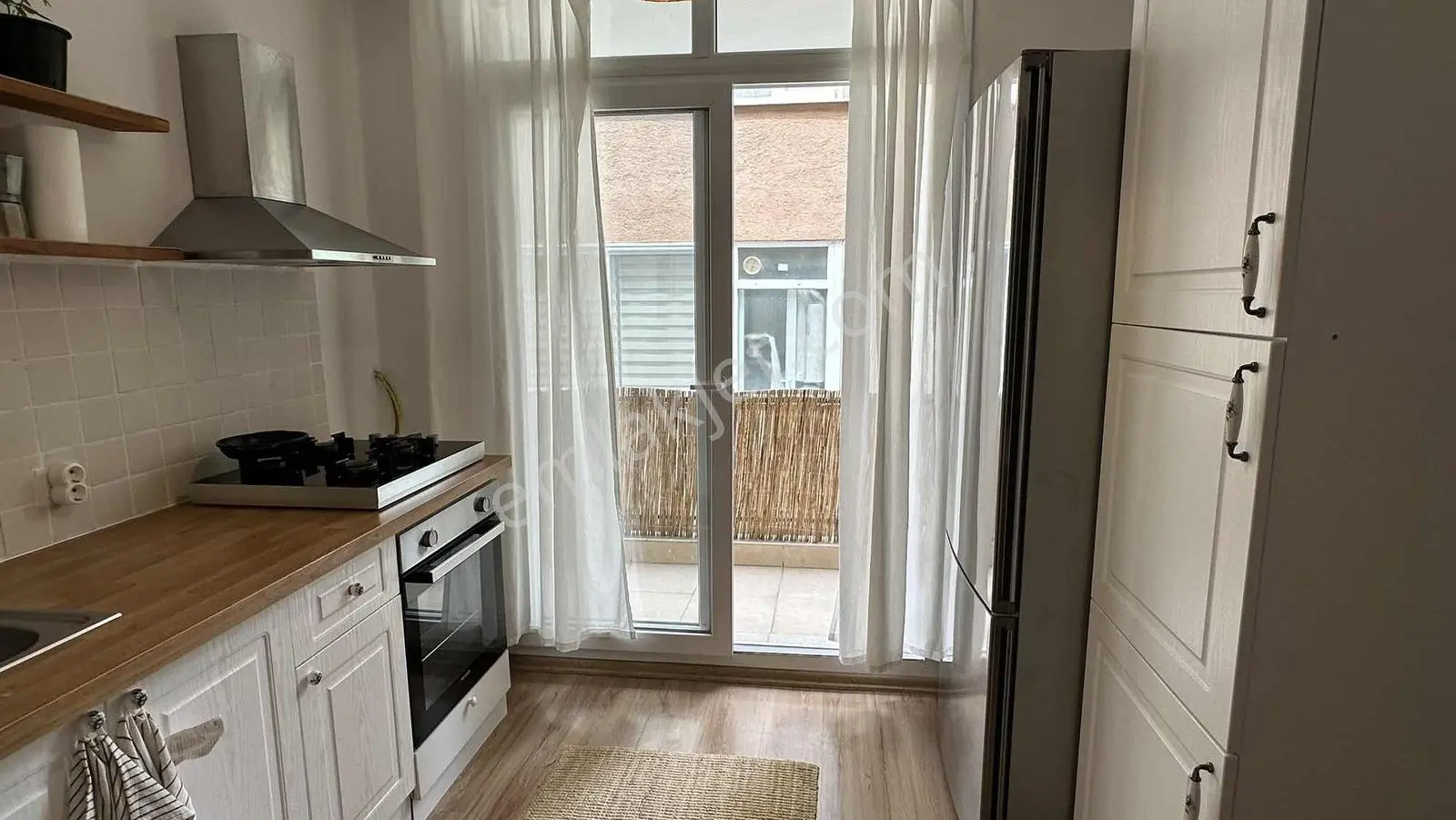 Basın Sitesi Kort Yakını 3+1 110m2 Özel Dizayn Eşyalı Daire - Görsel 3