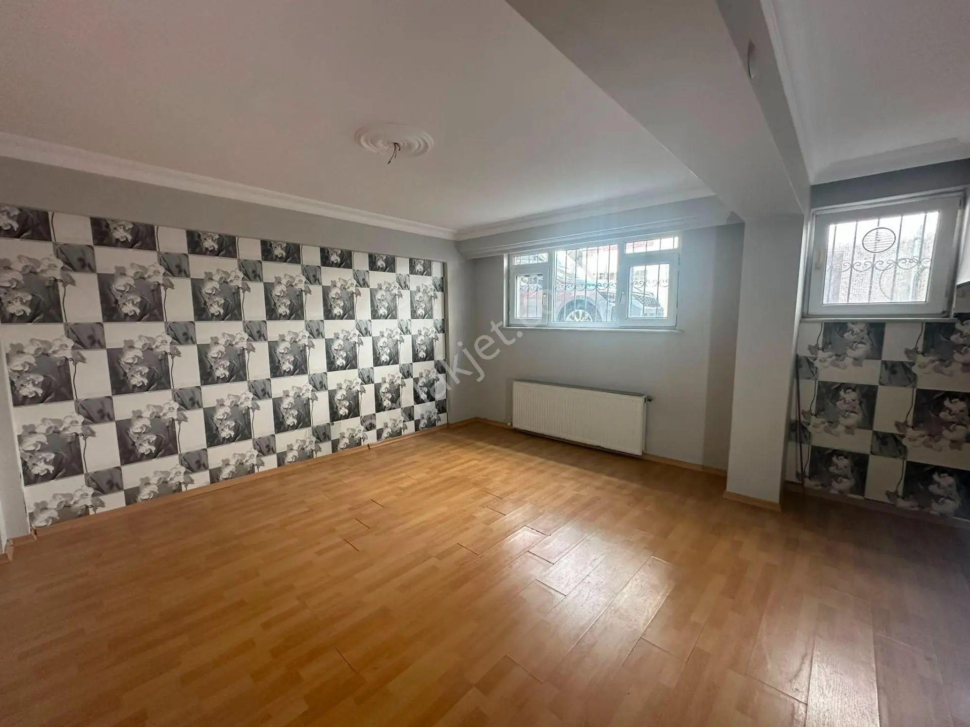 Üsküdar Bağlarbaşı Merkezi Konumda Satılık 2+1 Daire - Görsel 7