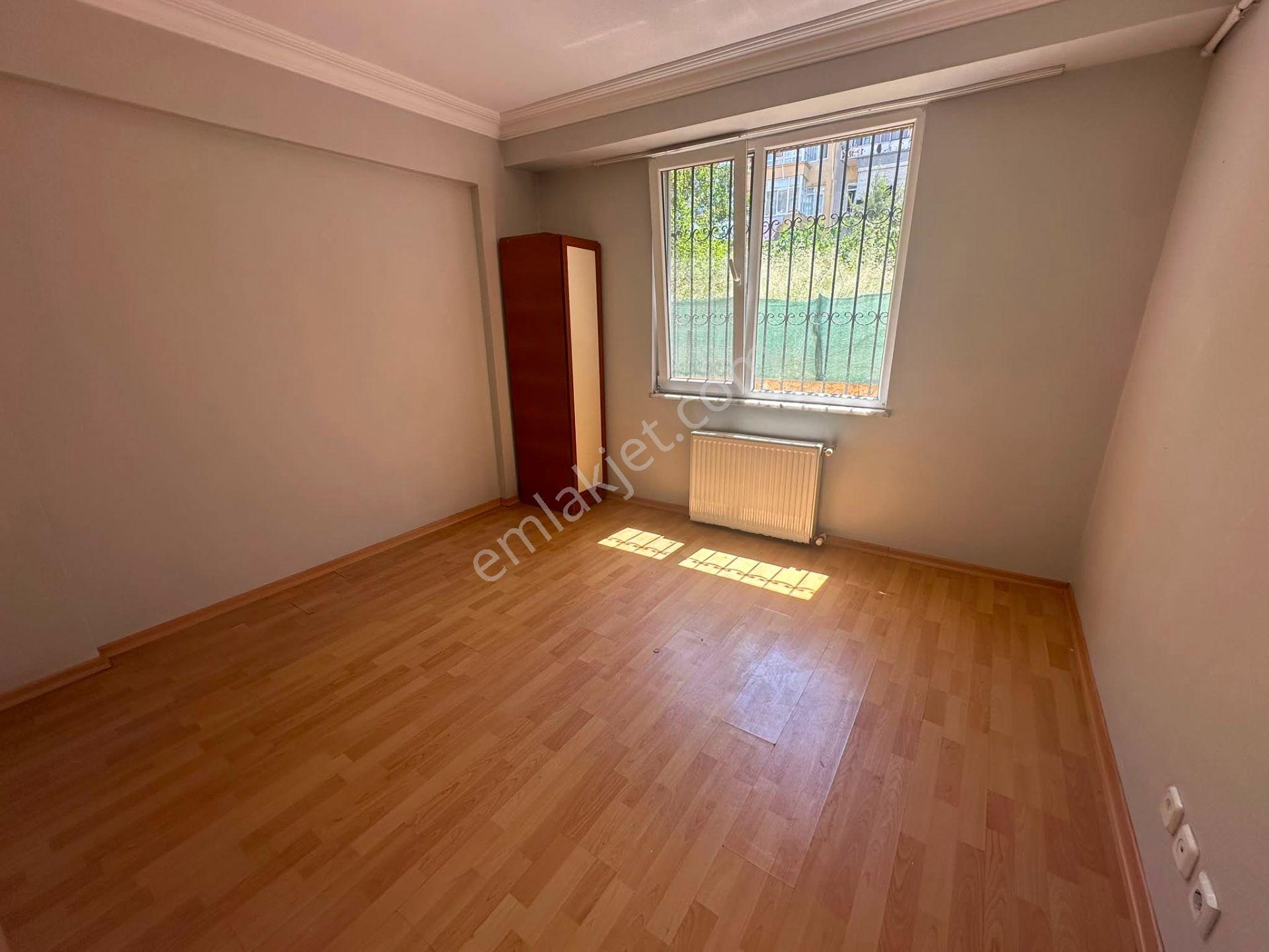 Üsküdar Bağlarbaşı Merkezi Konumda Satılık 2+1 Daire - Görsel 3