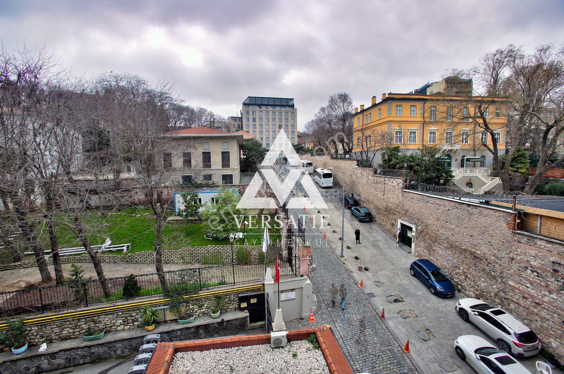 Galata'da Manzaralı, 3+2 Satılık Daire (180m2) - Görsel 18