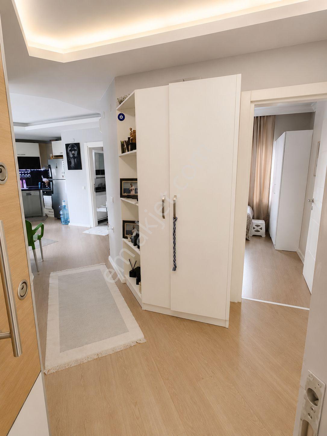 Liman Mahallesi'nde Denize 600 Mt Havuzlu Sitede Ful Eşyalı 2+1 Kiralık Daire - Görsel 3
