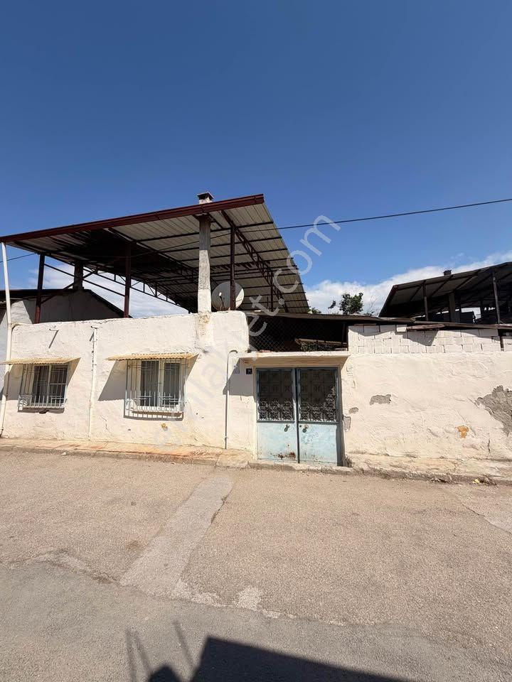 Bahçeli Müstakil 2+1 Satılık Ev** Fiyat: 1.550.000 Tl - Görsel 6