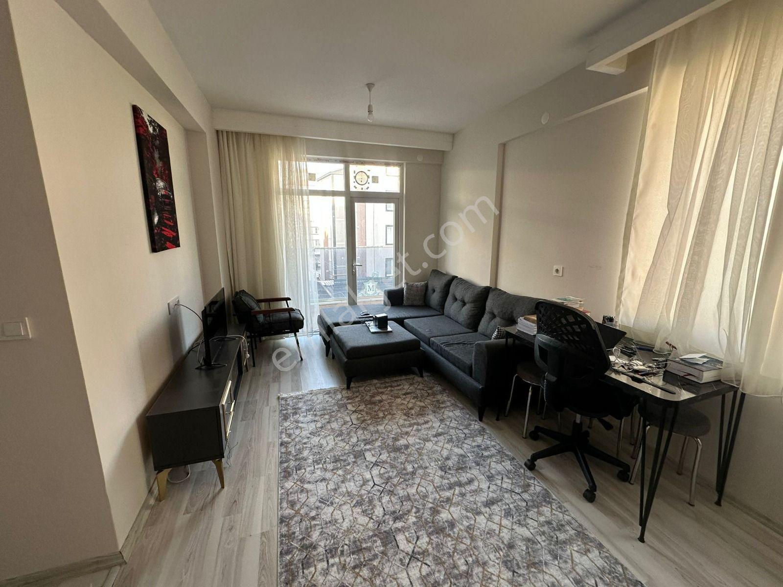 Unıworld Sitesinde 2+1 Eşyalı -- Kiracılı Satılık -- Burcu Emlaktan--- - Görsel 3