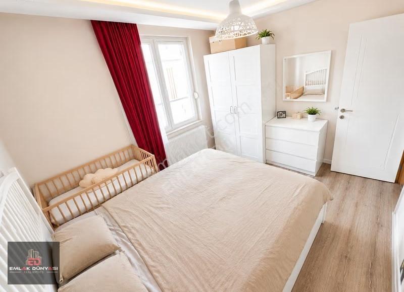 Konyaaltı Liman Mah. Havuzlu Sitede Eşyalı 1+1 Satılık Daire - Görsel 15
