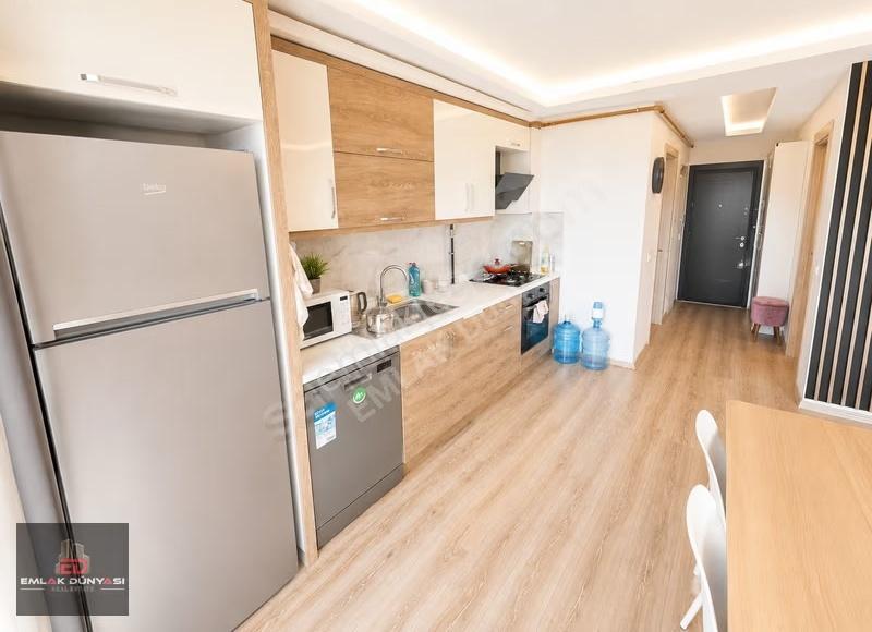 Konyaaltı Liman Mah. Havuzlu Sitede Eşyalı 1+1 Satılık Daire - Görsel 9