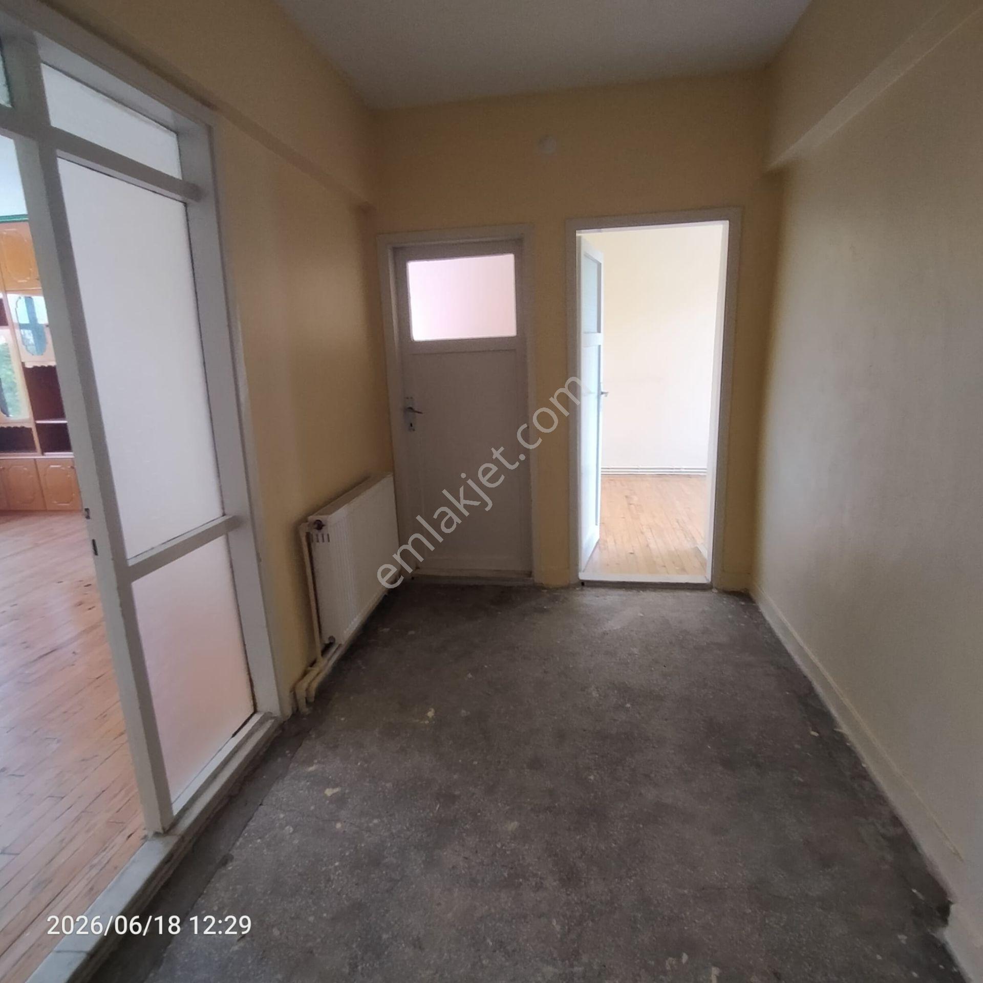 Şeyh Şamil Mahallesi 3+1 Kiralık Daire - Görsel 17