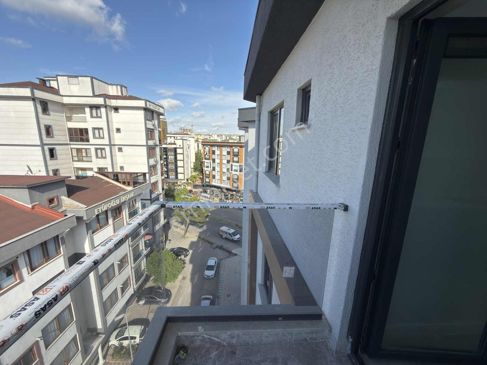 Kaçmaz Emlak Kartal Çanakkale Cad Acil Satılık Sıfır 3+1 - Görsel 11
