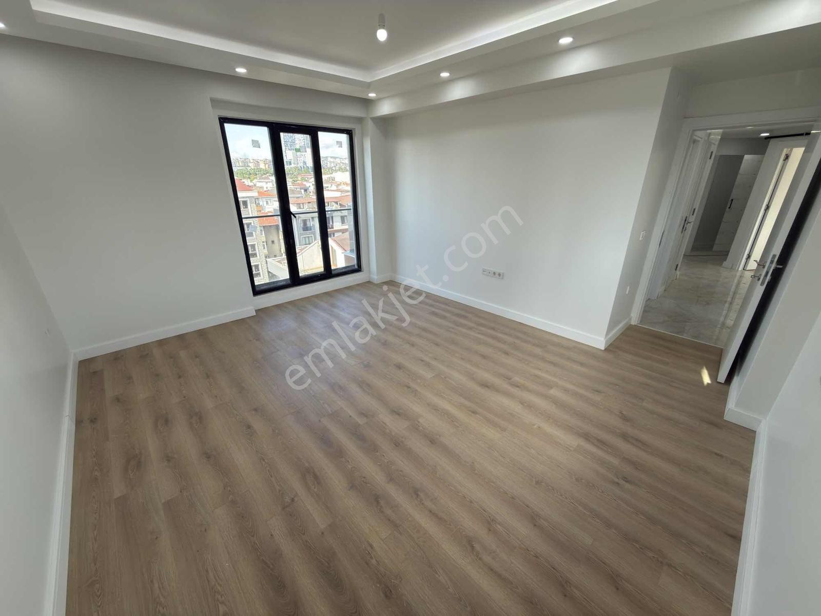 Kaçmaz Emlak Kartal Çanakkale Cad Acil Satılık Sıfır 3+1 - Görsel 3