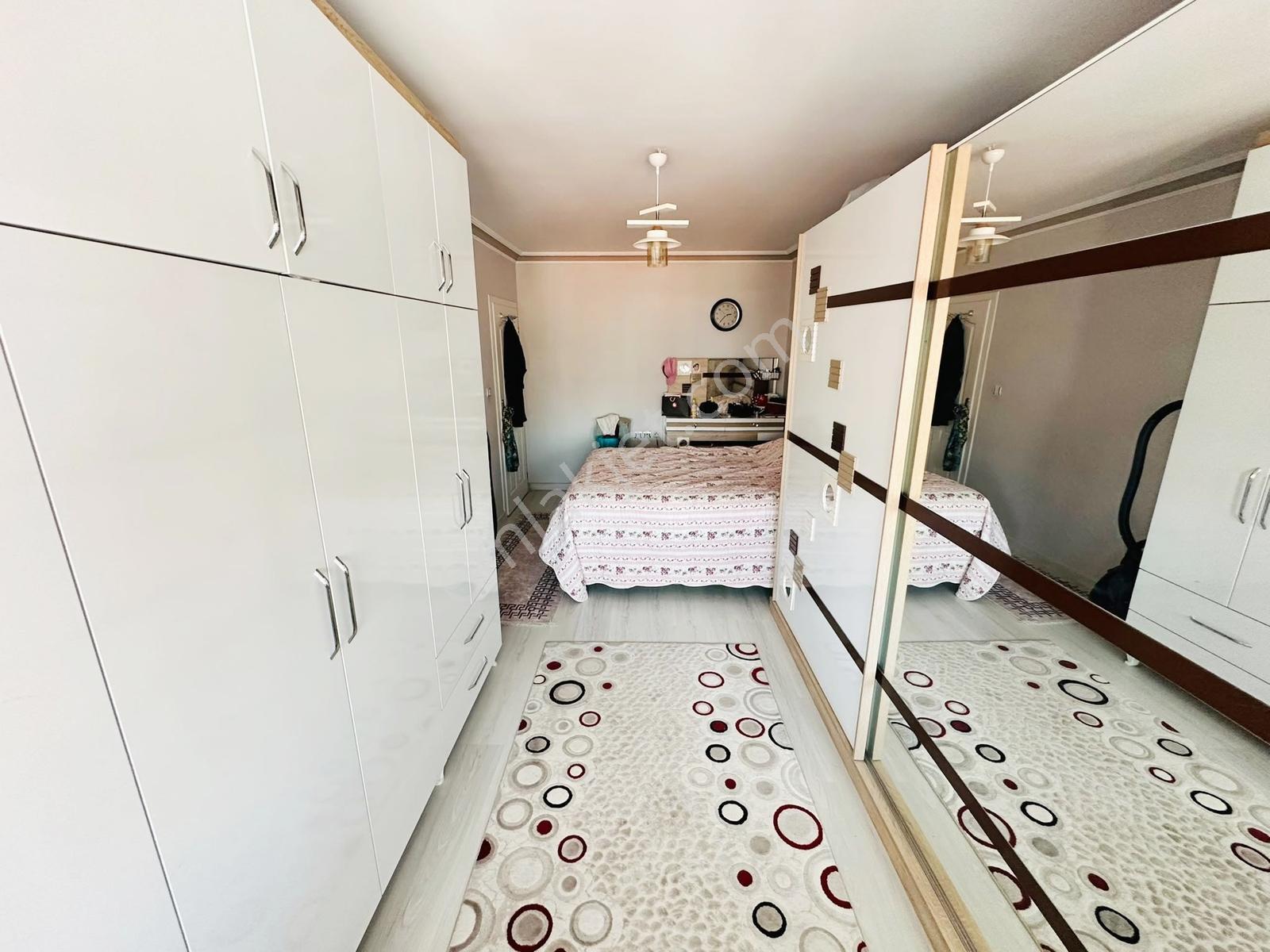 Valentiadan Natoyolu Cad. Yanı Full Yapılı Ara Kat Satılık Daire - Görsel 27