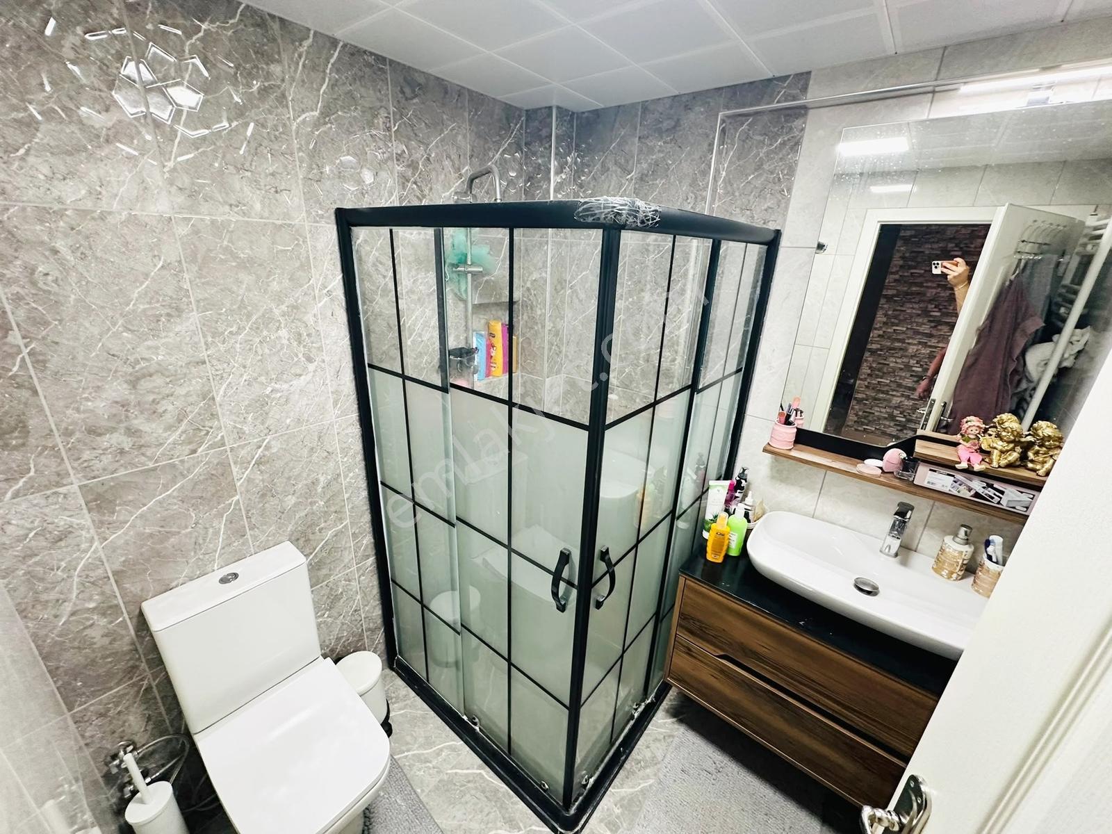 Valentiadan Natoyolu Cad. Yanı Full Yapılı Ara Kat Satılık Daire - Görsel 31