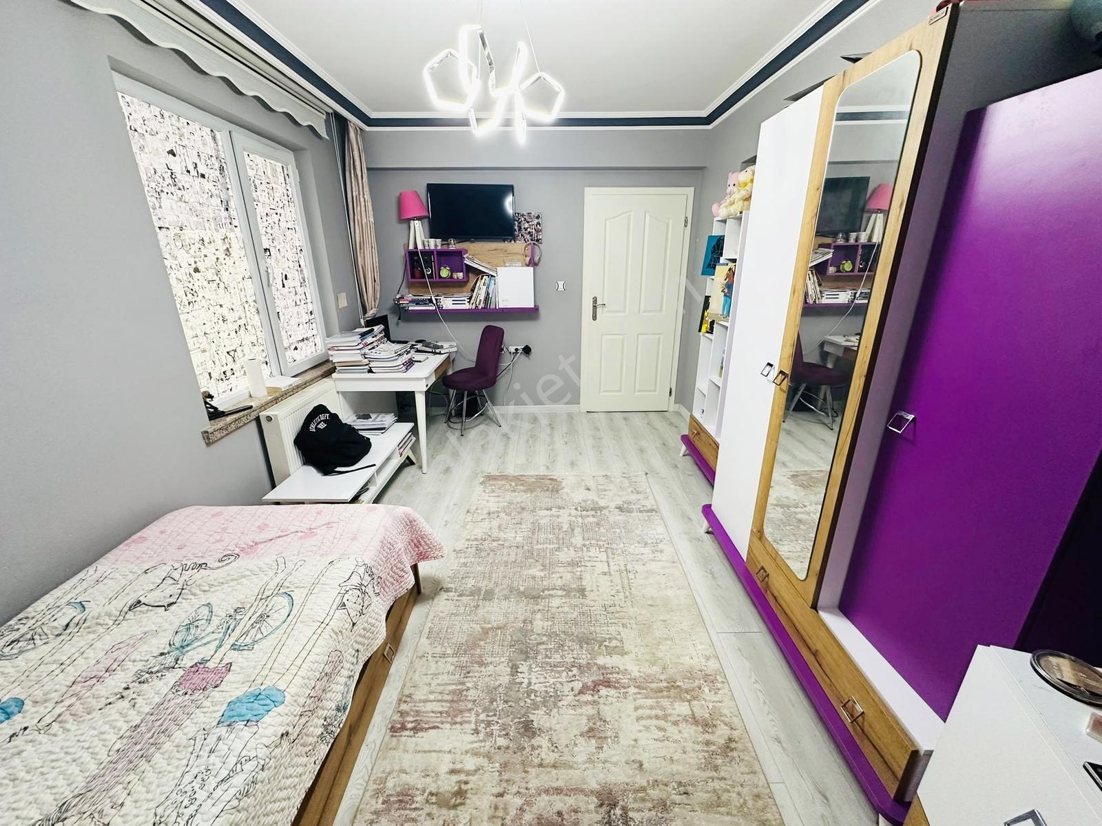 Valentiadan Natoyolu Cad. Yanı Full Yapılı Ara Kat Satılık Daire - Görsel 4