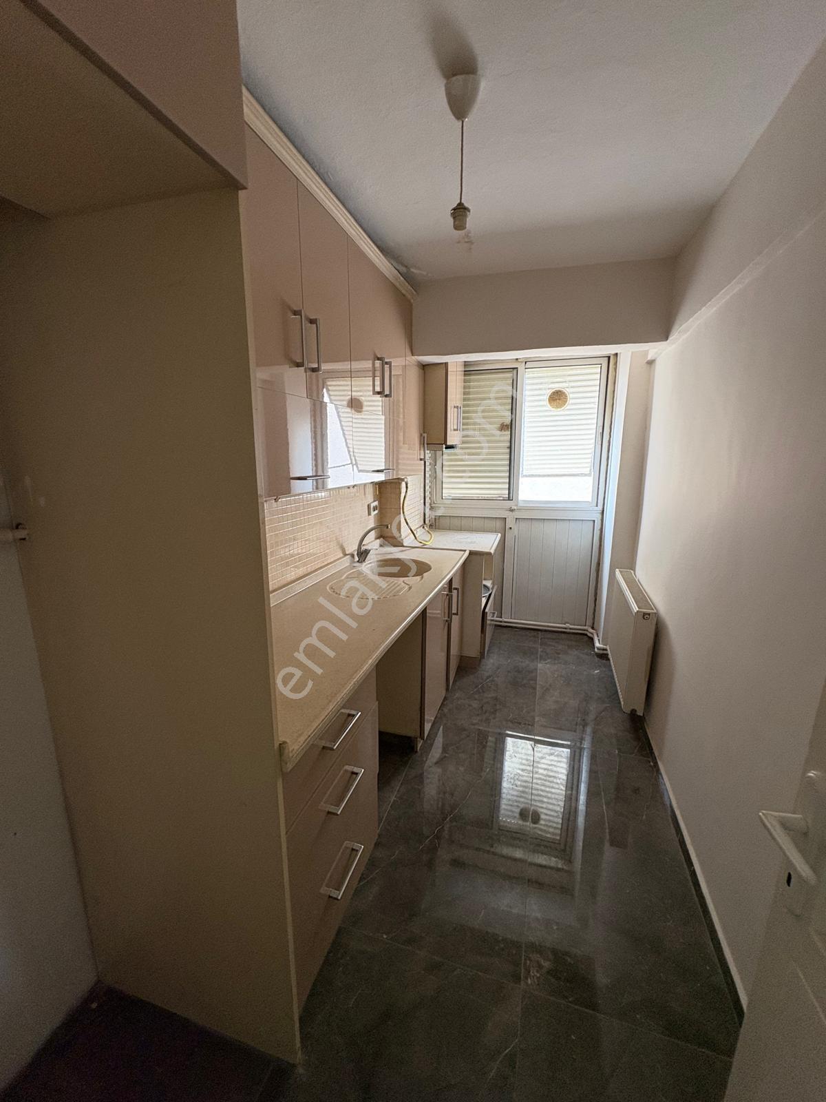 Turpa'dan Kazım Karabekir Mah. Kiralık 3+1 Doğalgazlı Daire - Görsel 4