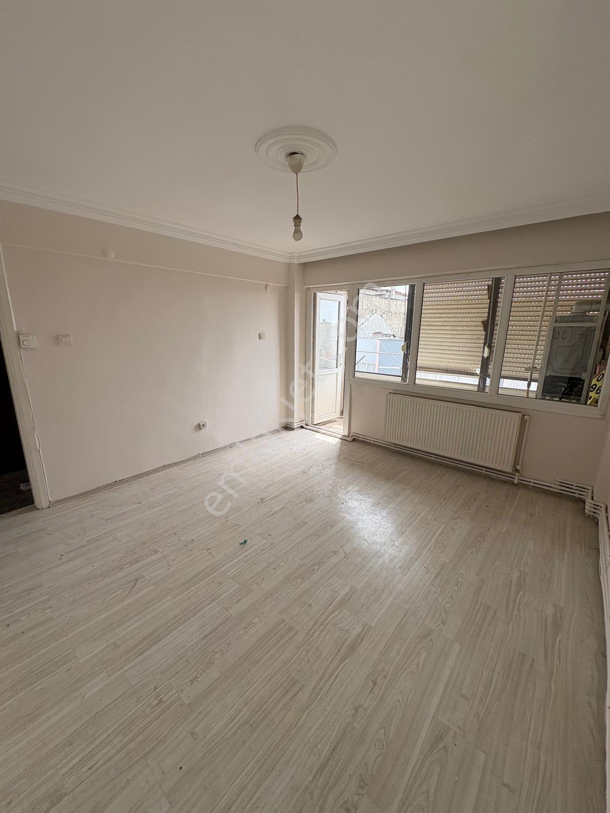 Turpa'dan Kazım Karabekir Mah. Kiralık 3+1 Doğalgazlı Daire - Görsel 3