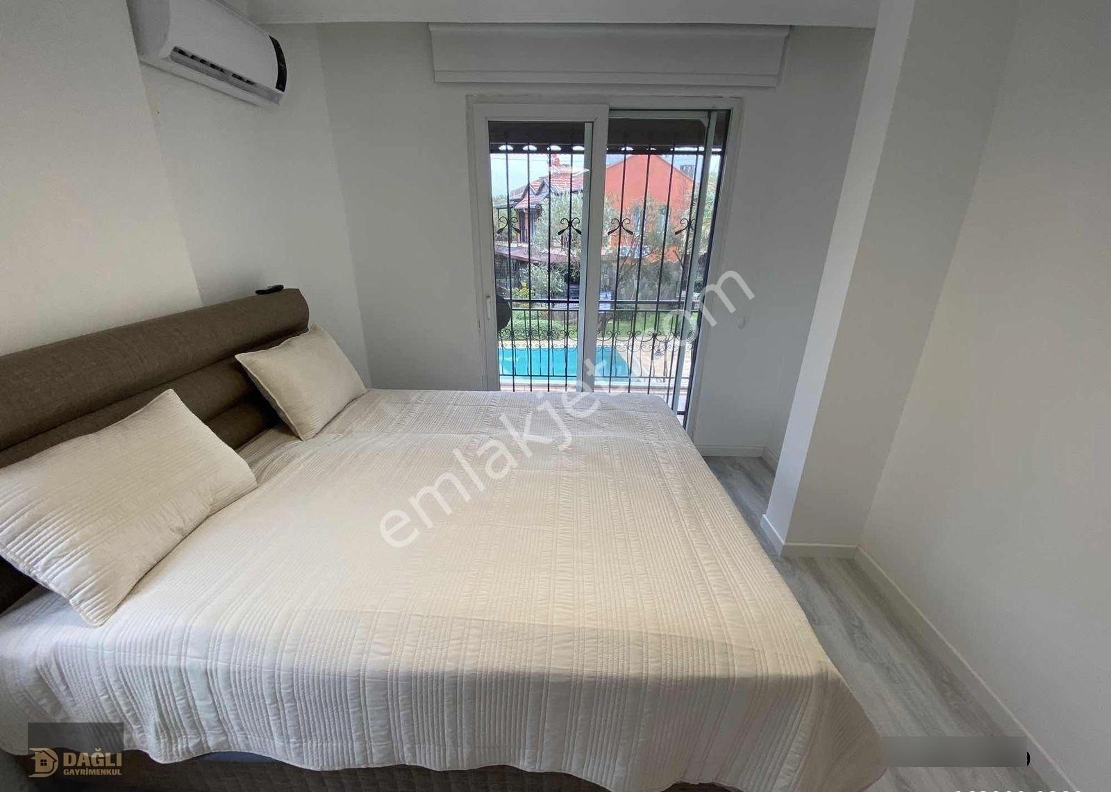 Dağlı Gayrimenkul'den 3+1 Havuzlu Site İçi Fırsat Villa - Görsel 23