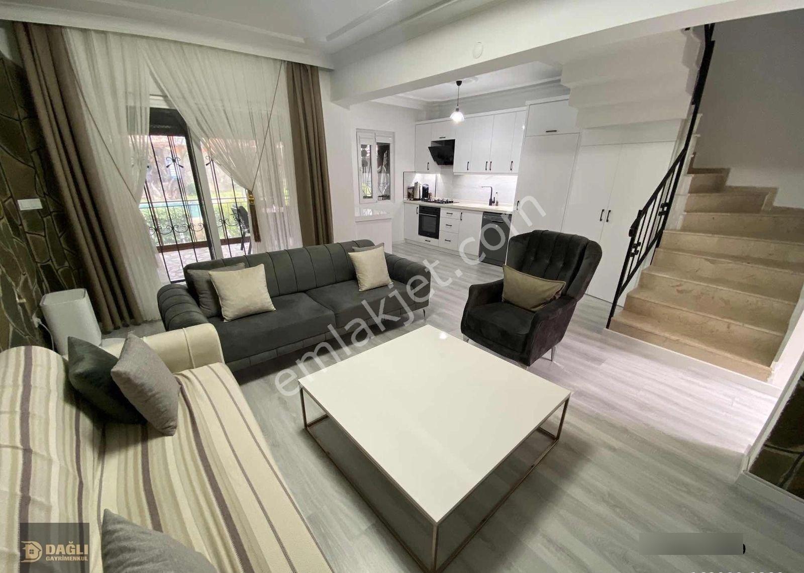 Dağlı Gayrimenkul'den 3+1 Havuzlu Site İçi Fırsat Villa - Görsel 29