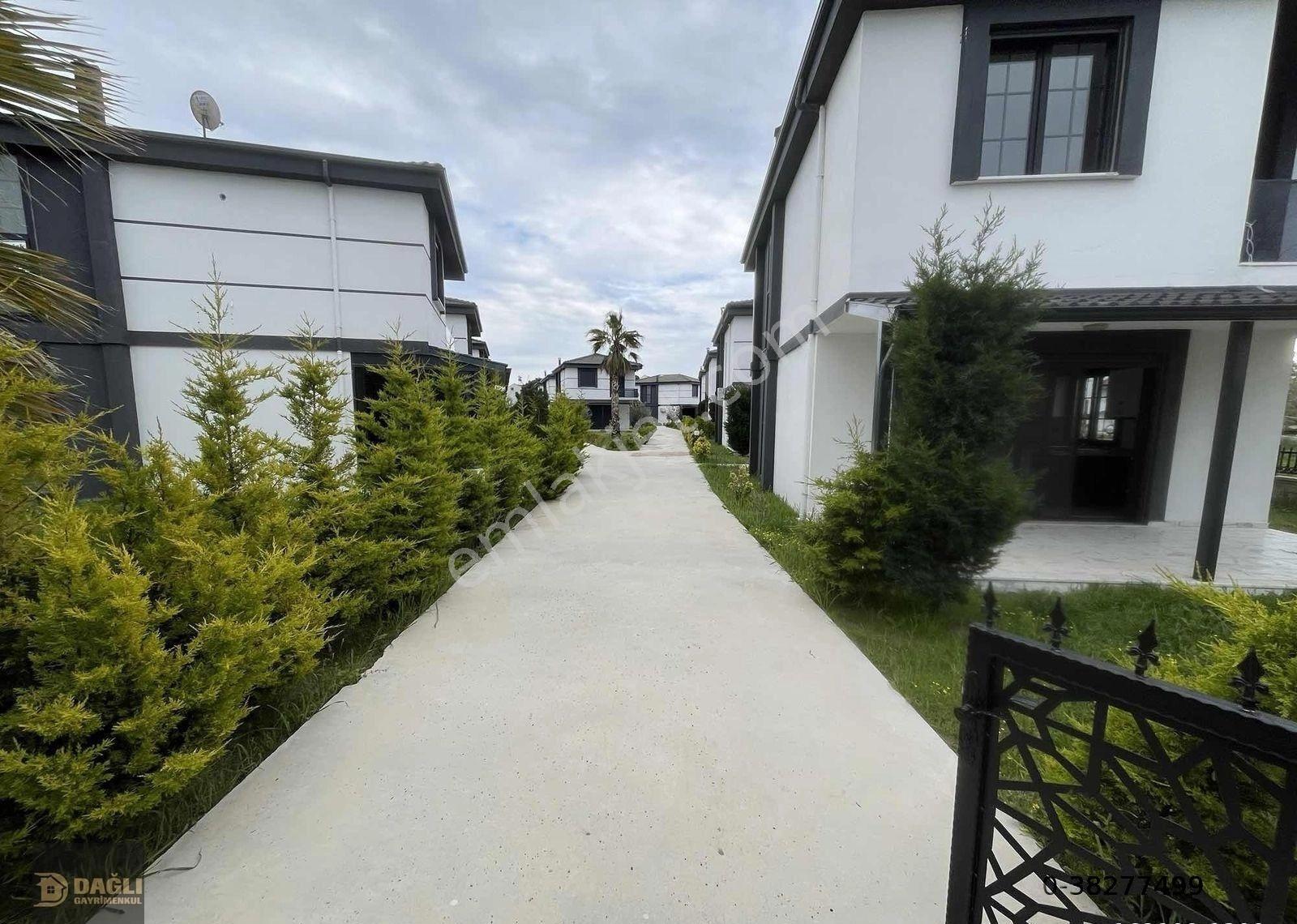 Dağlı gayrimenkul'den 4+1 Deniz Manzaralı Site İçi Fırsat Villa - Görsel 20