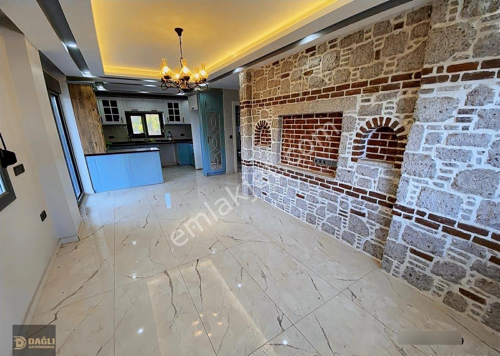 Dağlı !gayrimenkul'den Sıfır 4+1 Müstakil Lüks Yapım Villa !! - Görsel 10
