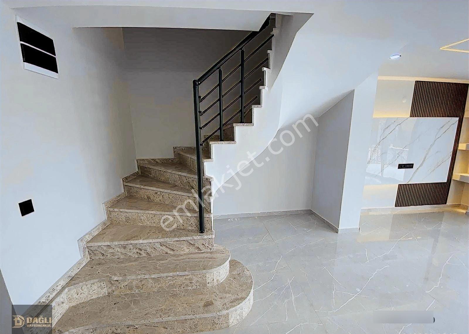 Dağlı !gayrimenkul'den Lüks Yapı Modern & Şık 3+1 Villa - Görsel 9