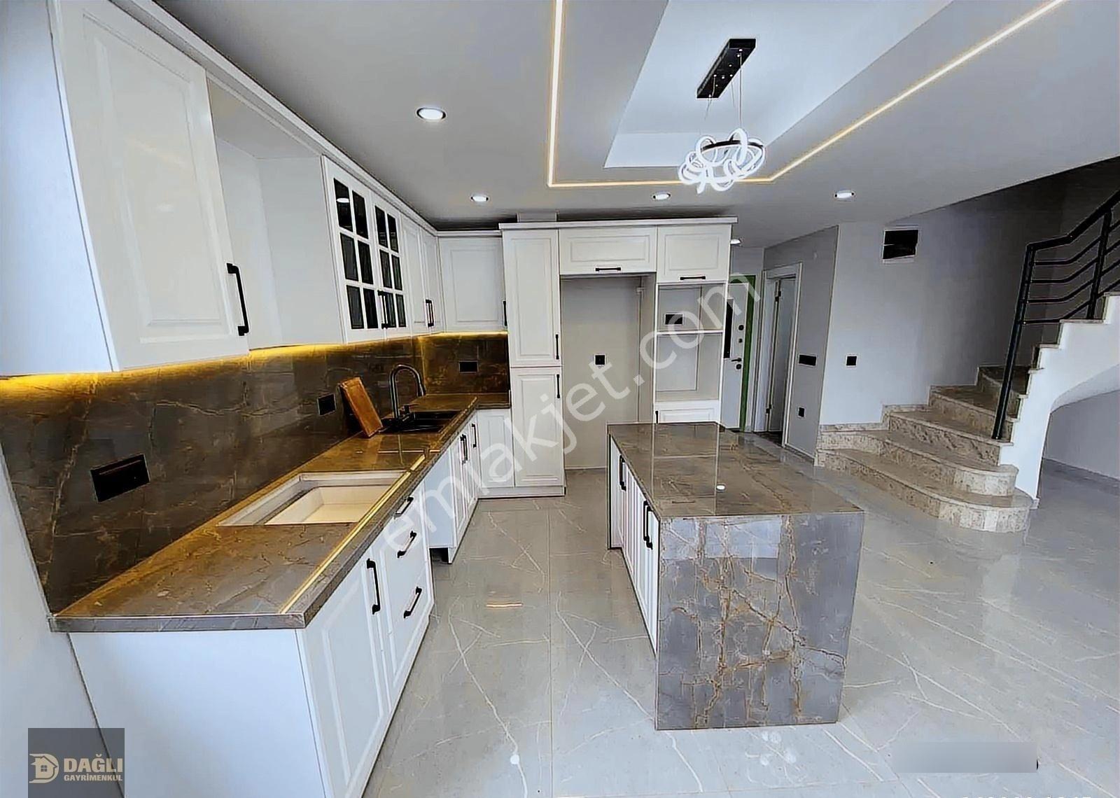 Dağlı !gayrimenkul'den Lüks Yapı Modern & Şık 3+1 Villa - Görsel 10