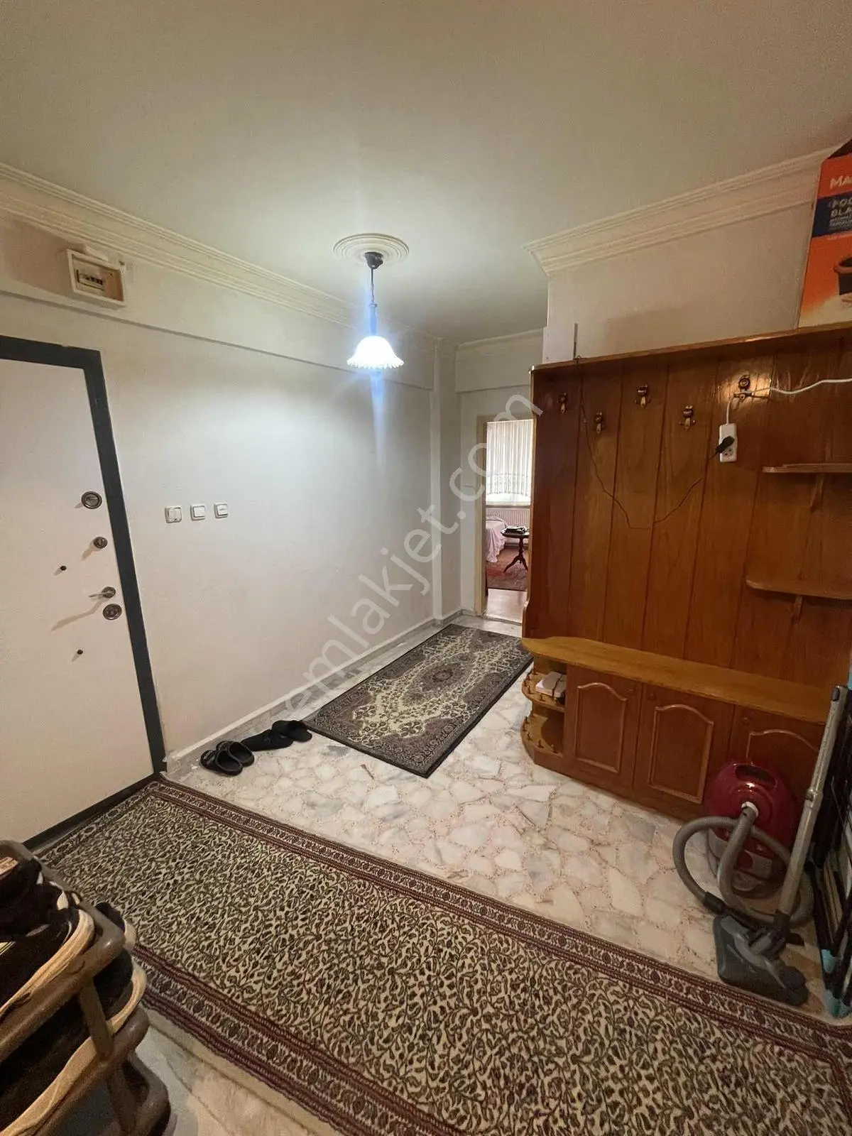 Çarşı Merkez De Eşyalı 3+1 Kiralık Daire