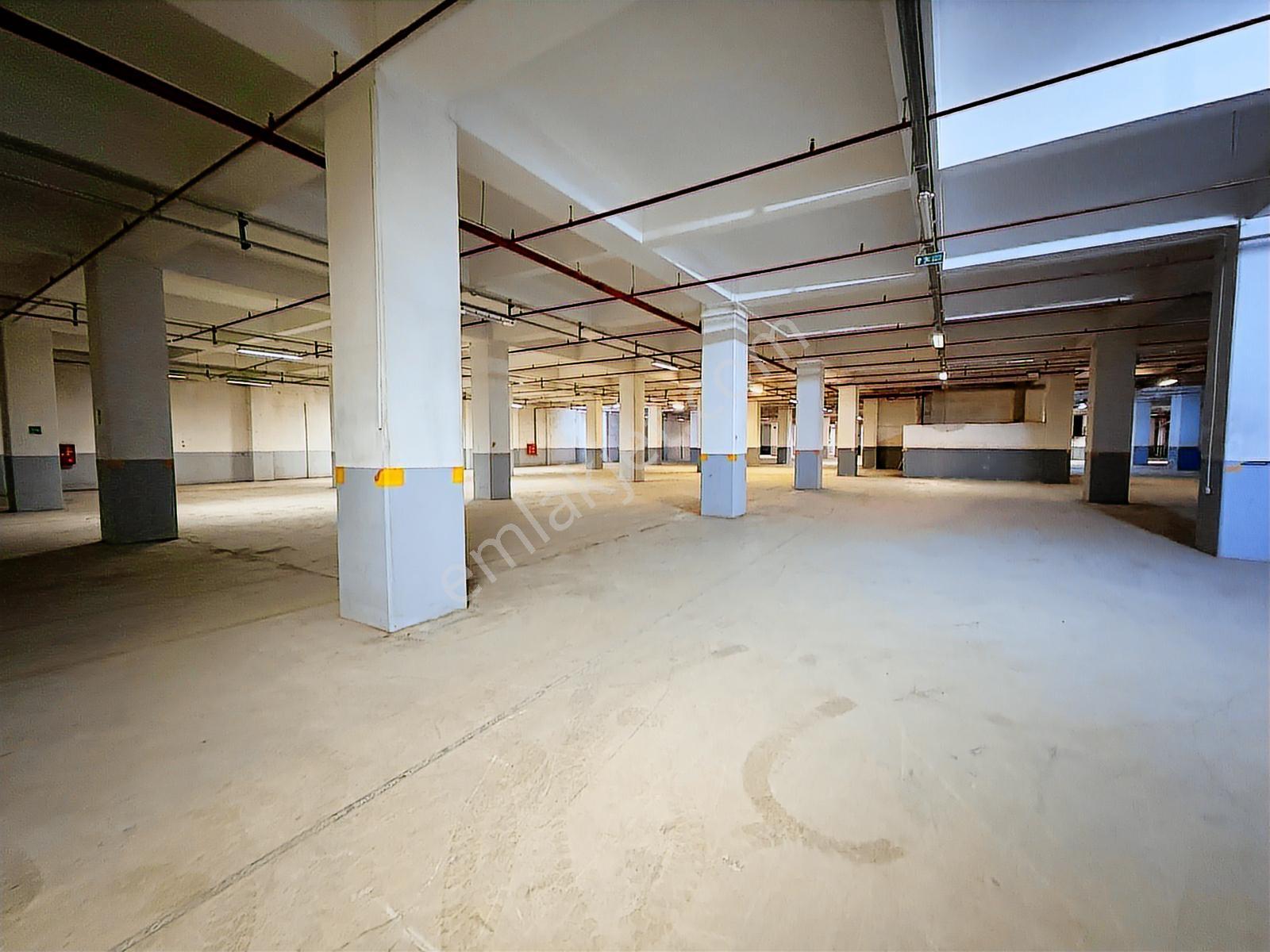 Esenyurt Kıraç'ta Zemine Basan Kiralık Fabrika - 5.600 M2 - Görsel 6