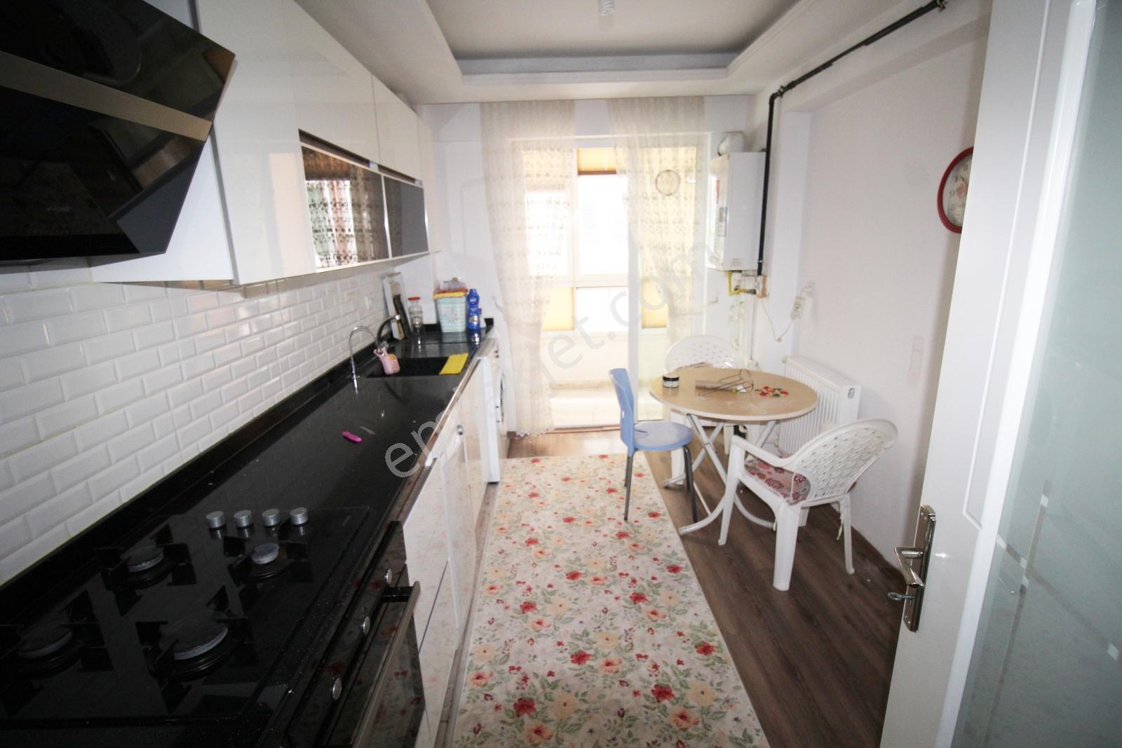Krce'den Çağlayan Mahallesinde 1+1 Eşyalı Kiralık Daire - Görsel 11