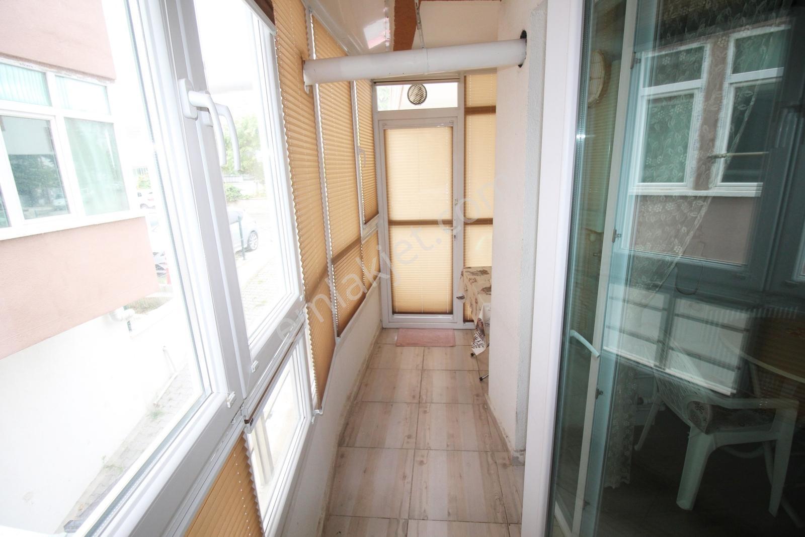 Krce'den Çağlayan Mahallesinde 1+1 Eşyalı Kiralık Daire - Görsel 14
