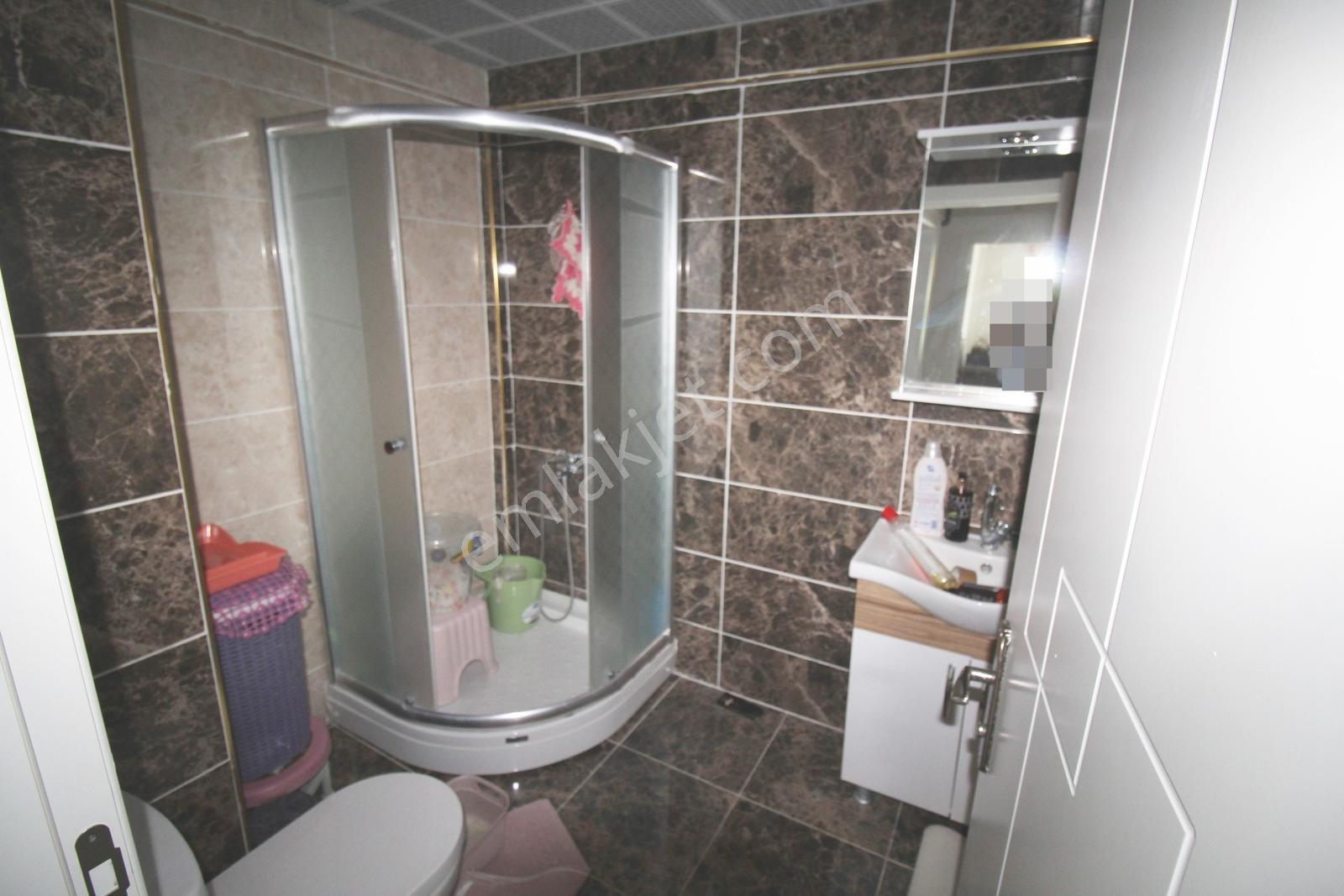 Krce'den Çağlayan Mahallesinde 1+1 Eşyalı Kiralık Daire - Görsel 2