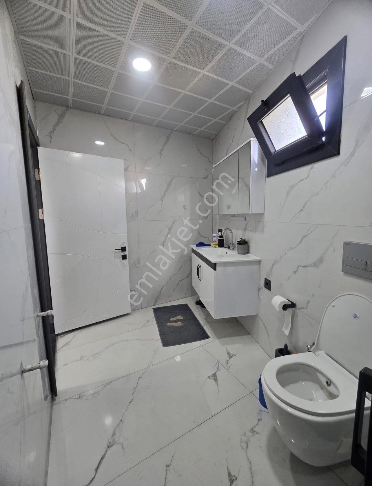 Full Eşyalı Deniz Manzaralı Havuzlu Uyguna Villa - Görsel 14