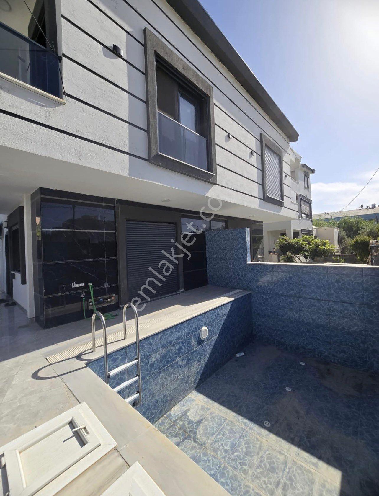 Full Eşyalı Deniz Manzaralı Havuzlu Uyguna Villa - Görsel 2