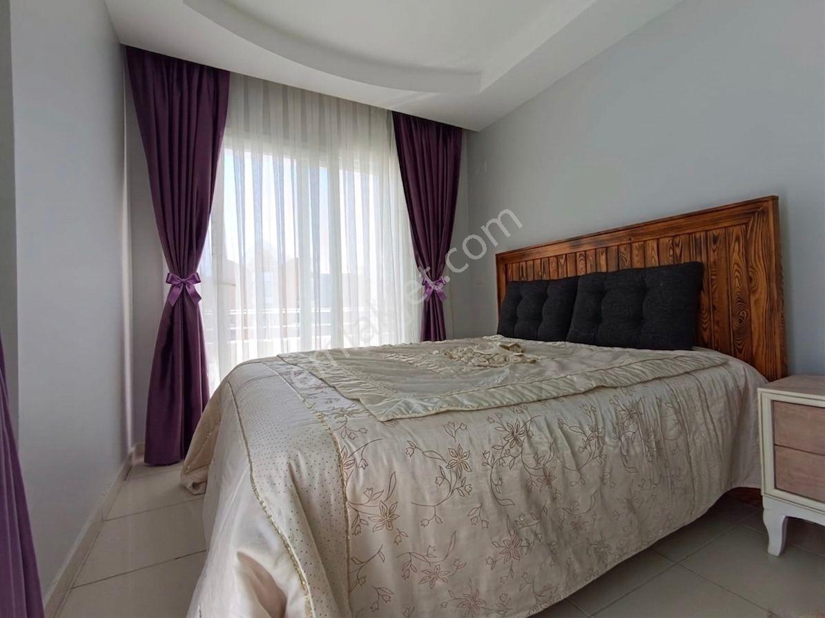 Üniversite Caddesinde Full Eşyalı Üç Balkonlu 1+1 Satılık Daire - Görsel 21