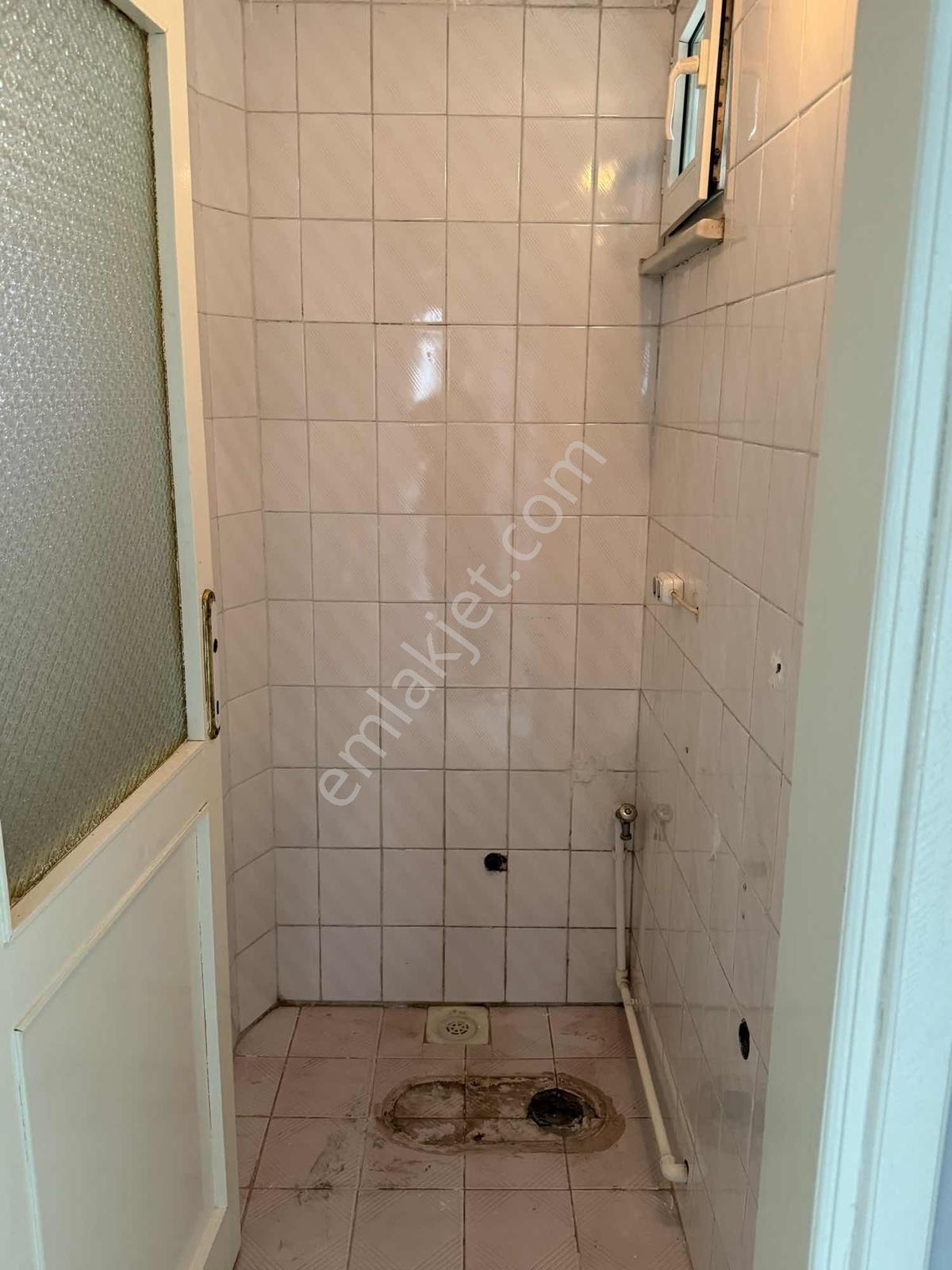 Küçükbakkalköy Mah. Kurudere Sok 2+1 100 M2 3 Kat Balkonlu - Görsel 17