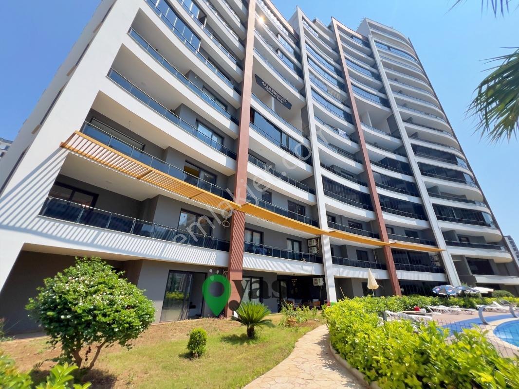 Yaşa Gyd - Halil Erenler Sitesi'nde Bahçe Katı Dubleks 2+1