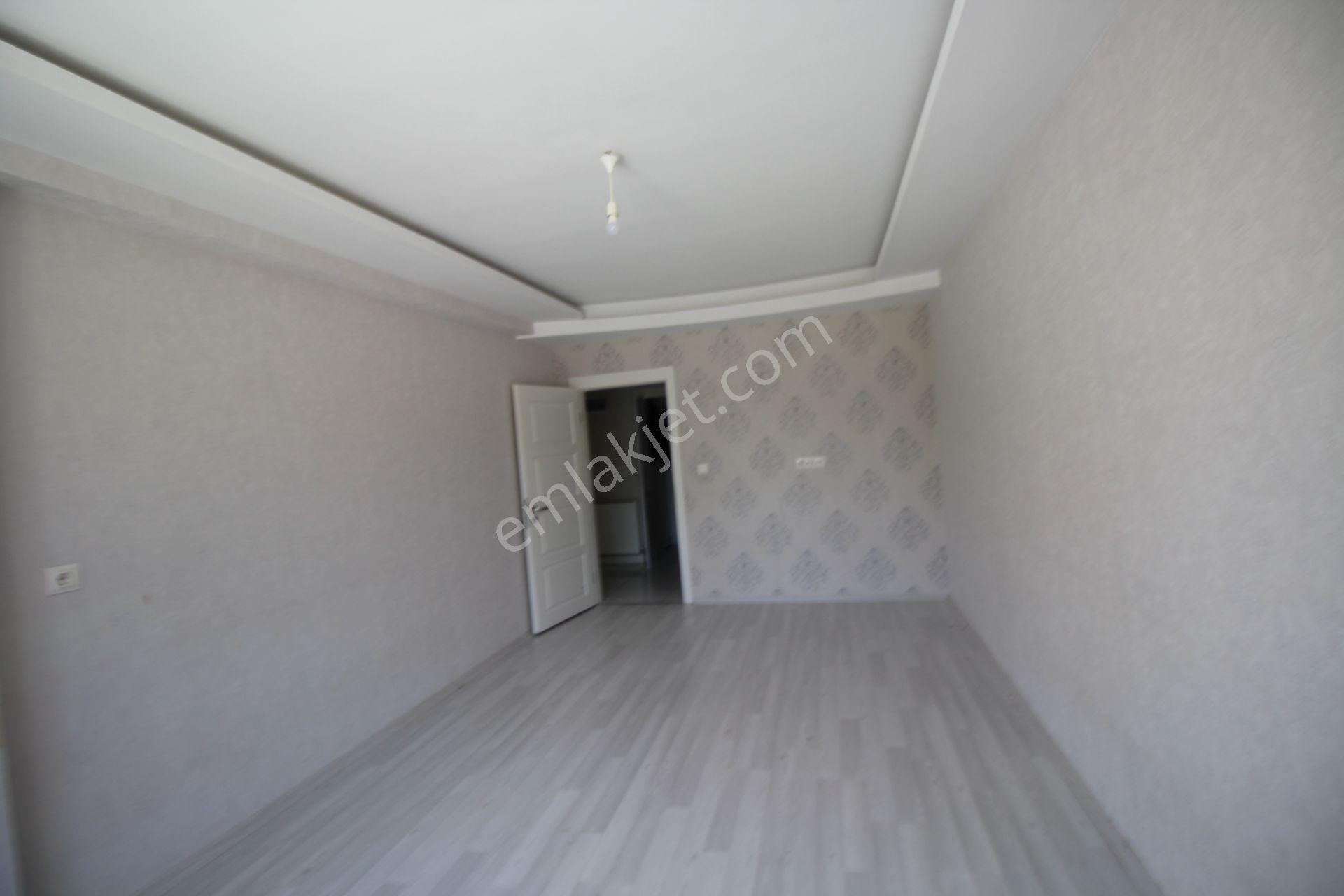 Aksaray Yunus Emre Mahallesinde Site İçinde Satılık 3+1 Yüksek Giriş Daire - Görsel 12