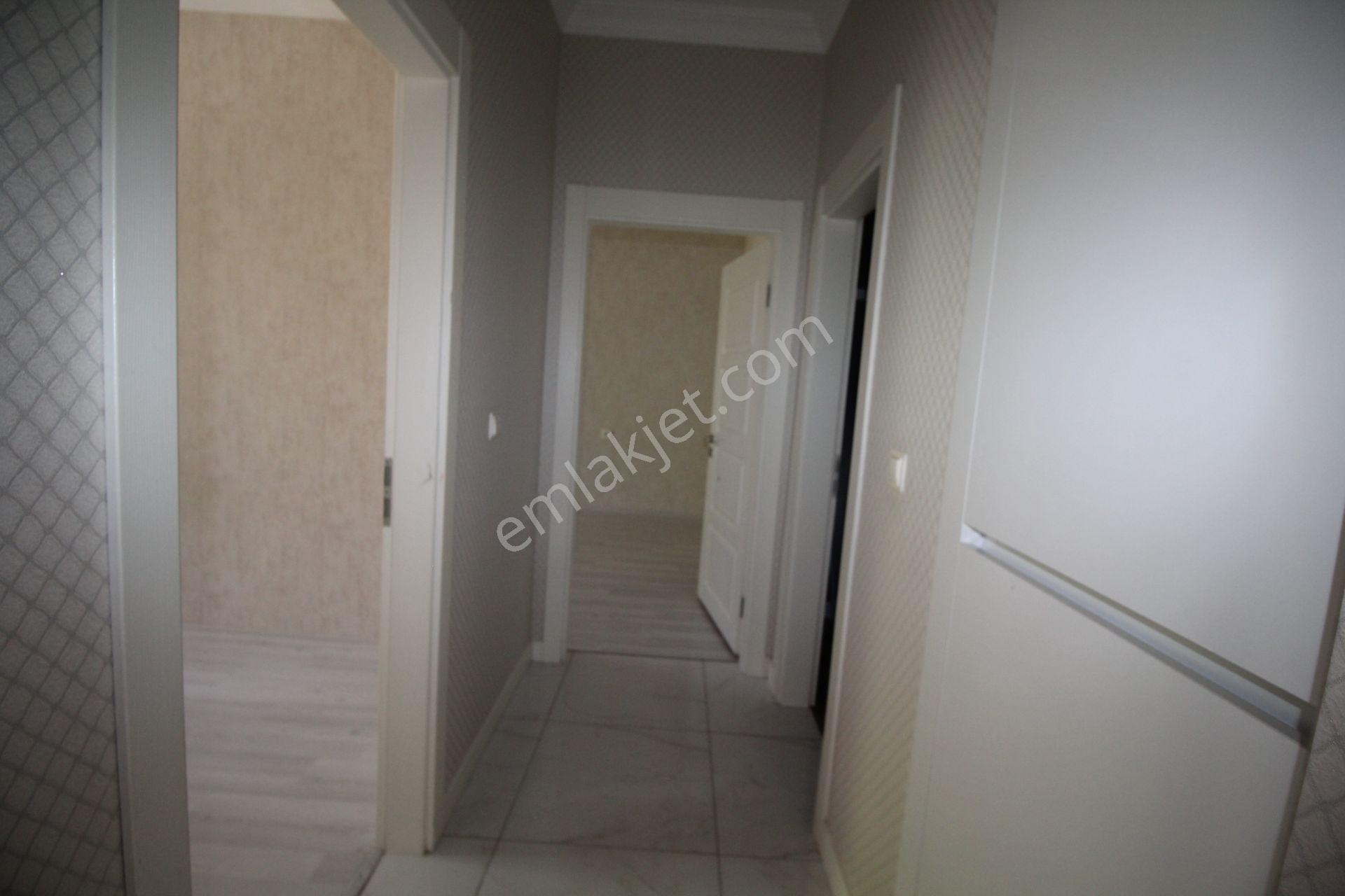 Aksaray Yunus Emre Mahallesinde Site İçinde Satılık 3+1 Yüksek Giriş Daire - Görsel 15