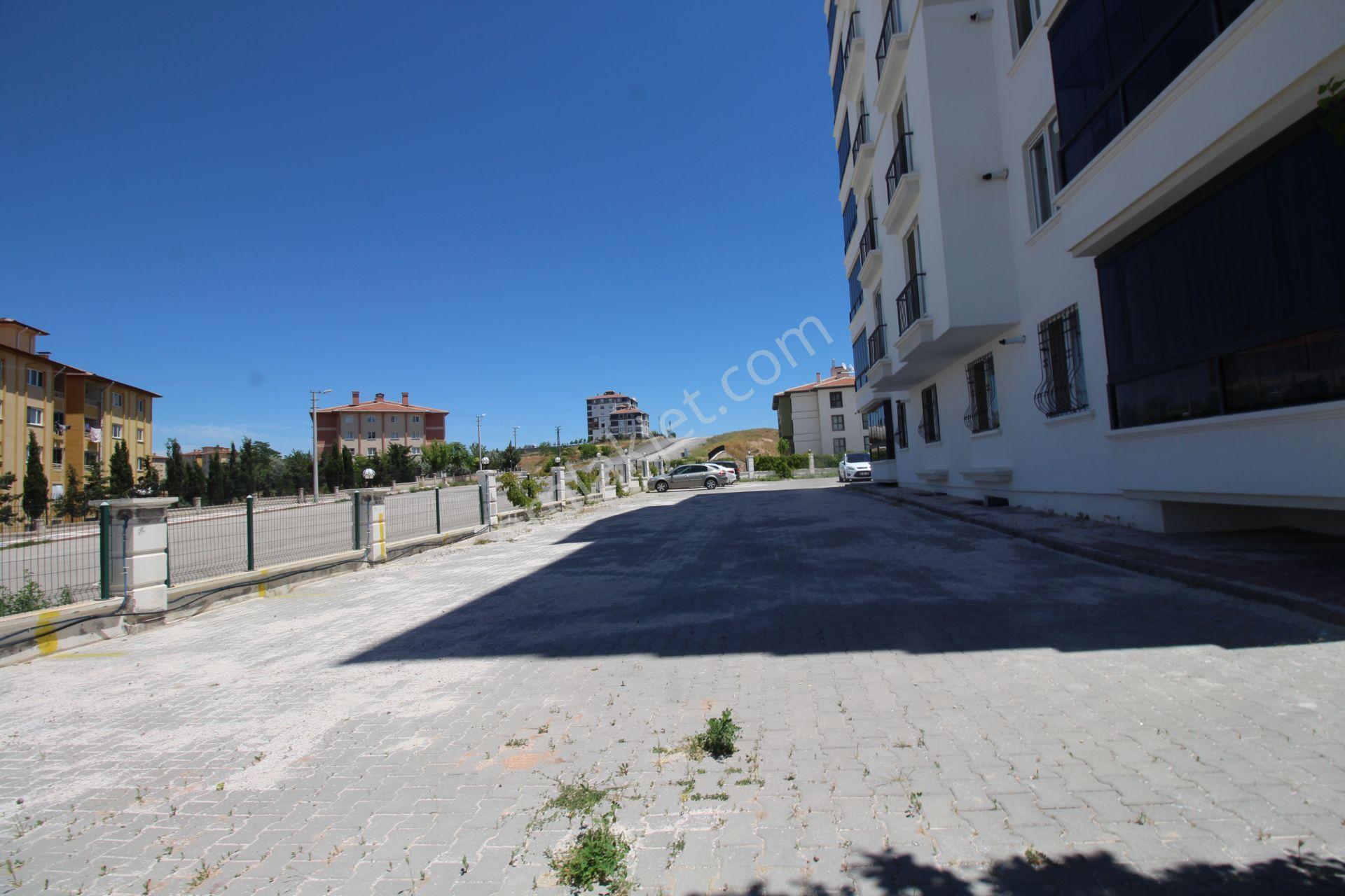 Aksaray Yunus Emre Mahallesinde Site İçinde Satılık 3+1 Yüksek Giriş Daire - Görsel 31