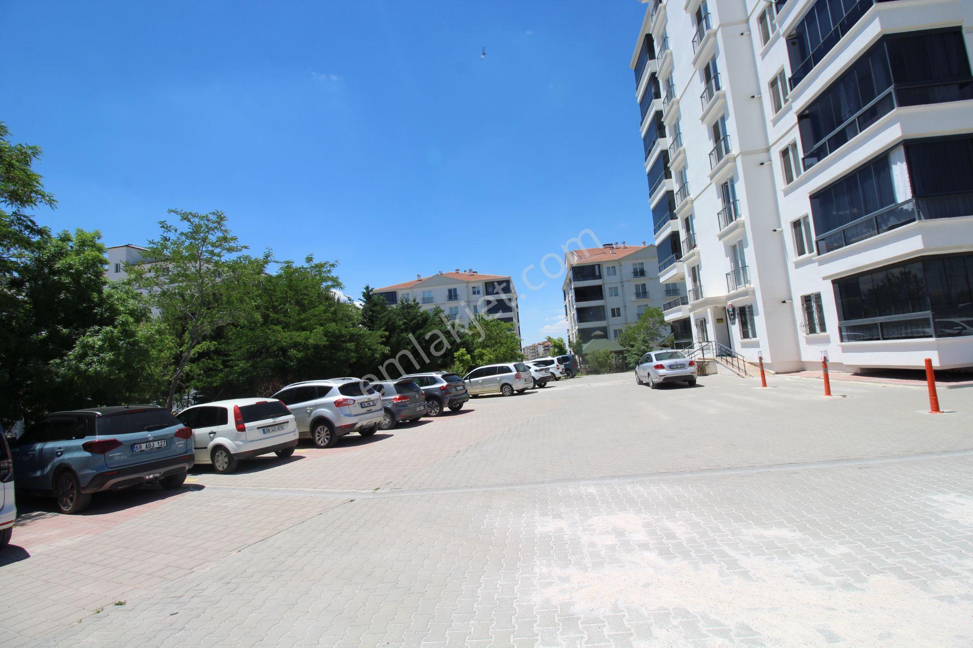 Aksaray Yunus Emre Mahallesinde Site İçinde Satılık 3+1 Yüksek Giriş Daire - Görsel 34