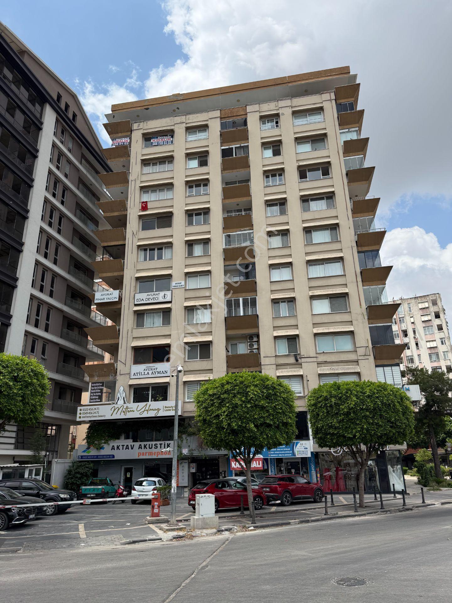 Atatürk Caddesinde 3+1+kiler 180 M2 Doğalgazlı Kiralık Daire - Görsel 28