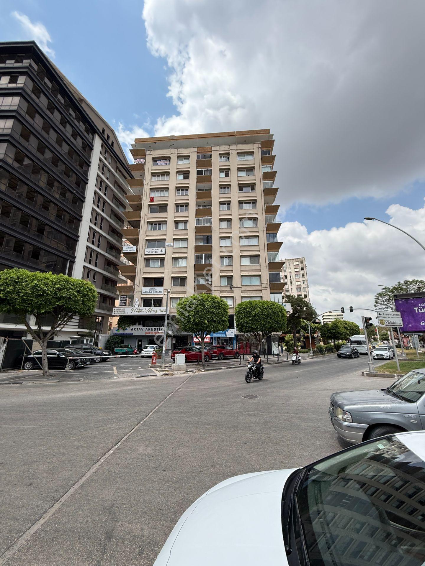 Atatürk Caddesinde 3+1+kiler 180 M2 Doğalgazlı Kiralık Daire - Görsel 29