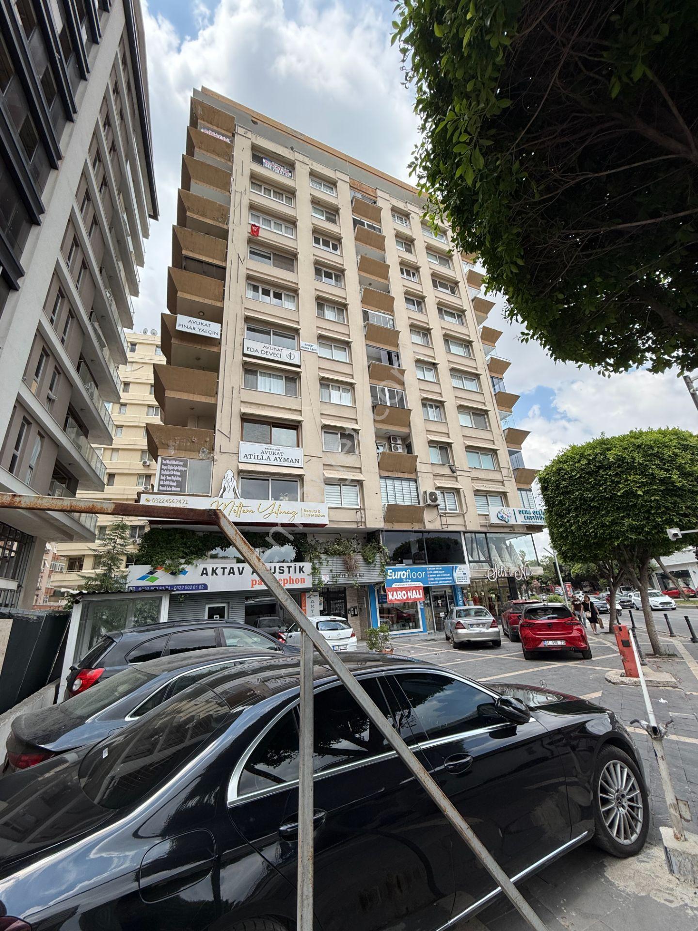 Atatürk Caddesinde 3+1+kiler 180 M2 Doğalgazlı Kiralık Daire - Görsel 26