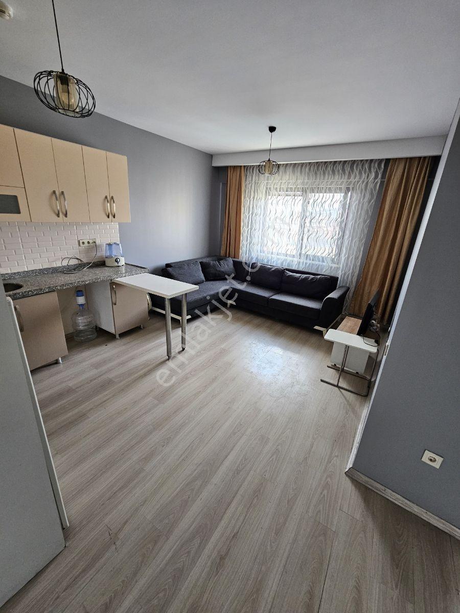 Simpaş Liva Sitesinde Arakat Mini Balkonlu Full Eşyalı 1+1 Daire - Görsel 7