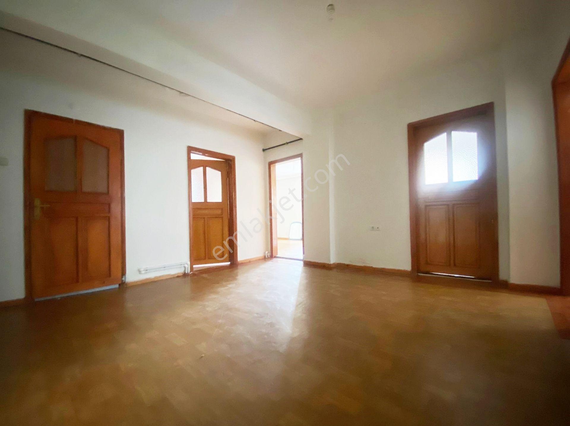 Mertcan'dan Sülüntepe Mah. Kapalı Balkonlu Ara Kat 3+1 Daire - Görsel 8