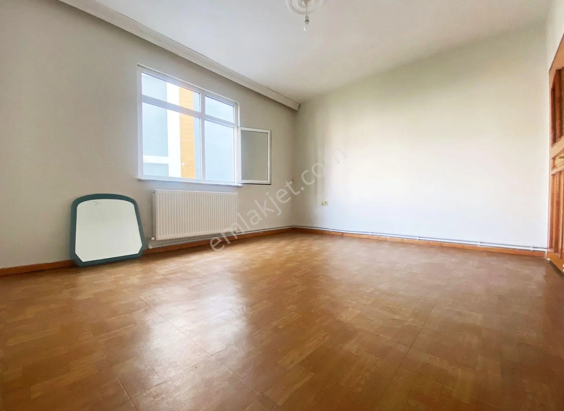 Mertcan'dan Sülüntepe Mah. Kapalı Balkonlu Ara Kat 3+1 Daire