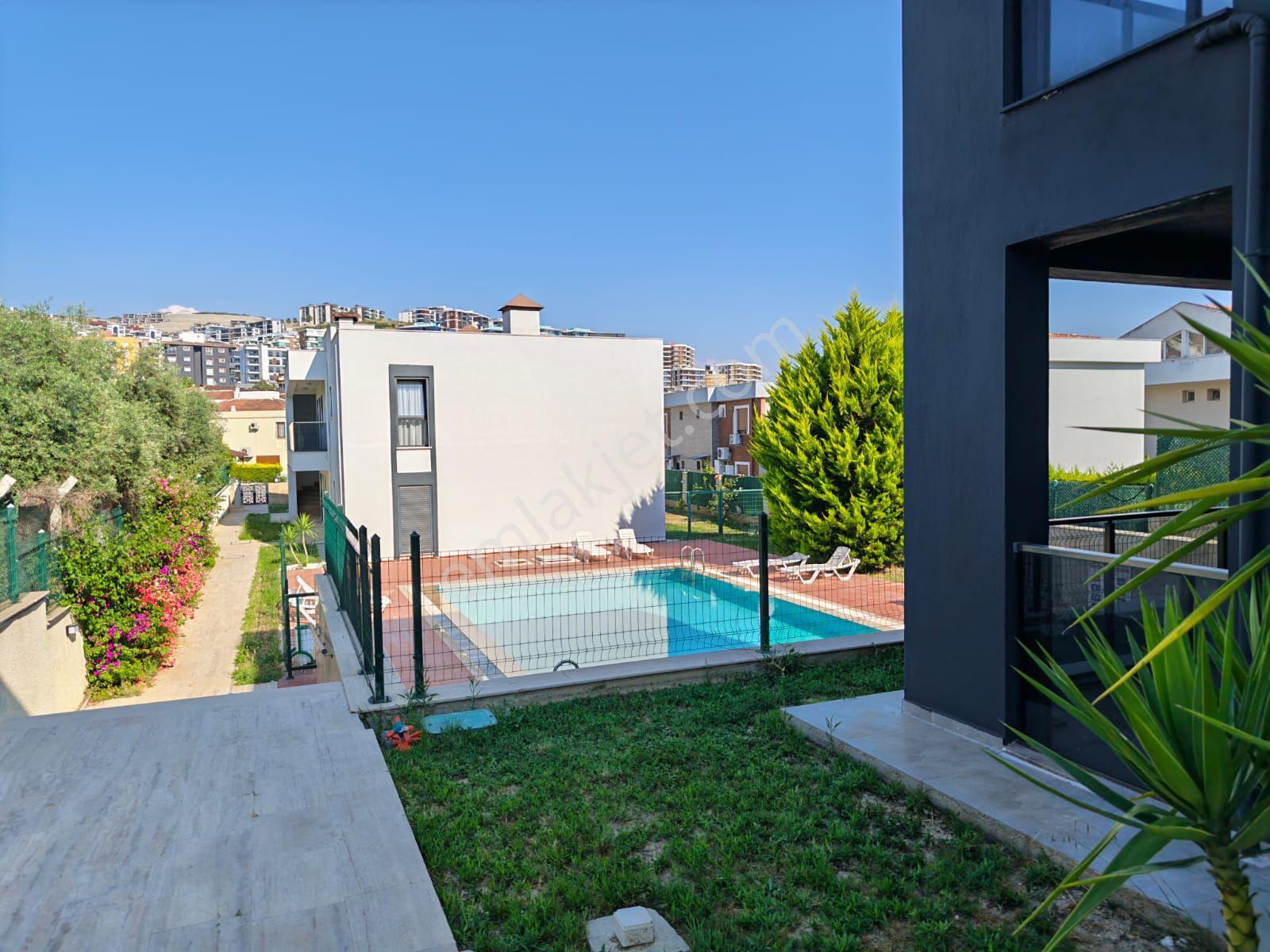 Kadınlar Denizi Mahallesi Havuz Manzaralı Bahçeli Eşyalı Kiralık 2+1 Daire - Görsel 23
