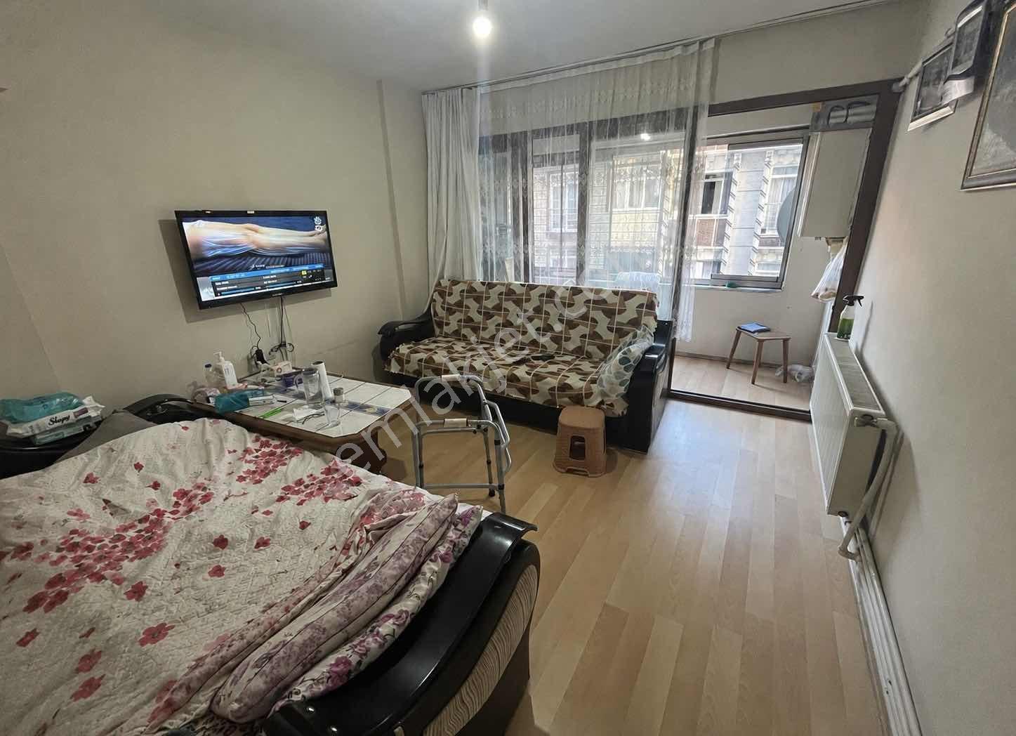Gürbüzlerden Satılık 2+1 Mehmet Akifte Metro Yanı 80m² Daire