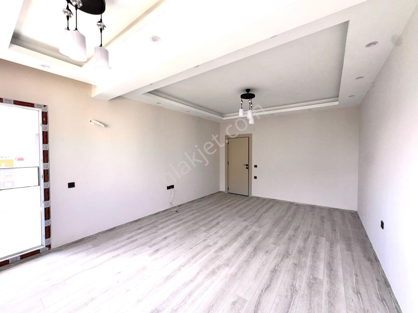 King 'den Aşağı Alatada Deniz Manzaralı, Bağımsız Mutfak Sıfır 3+1 Kiralık Daire** - Görsel 16