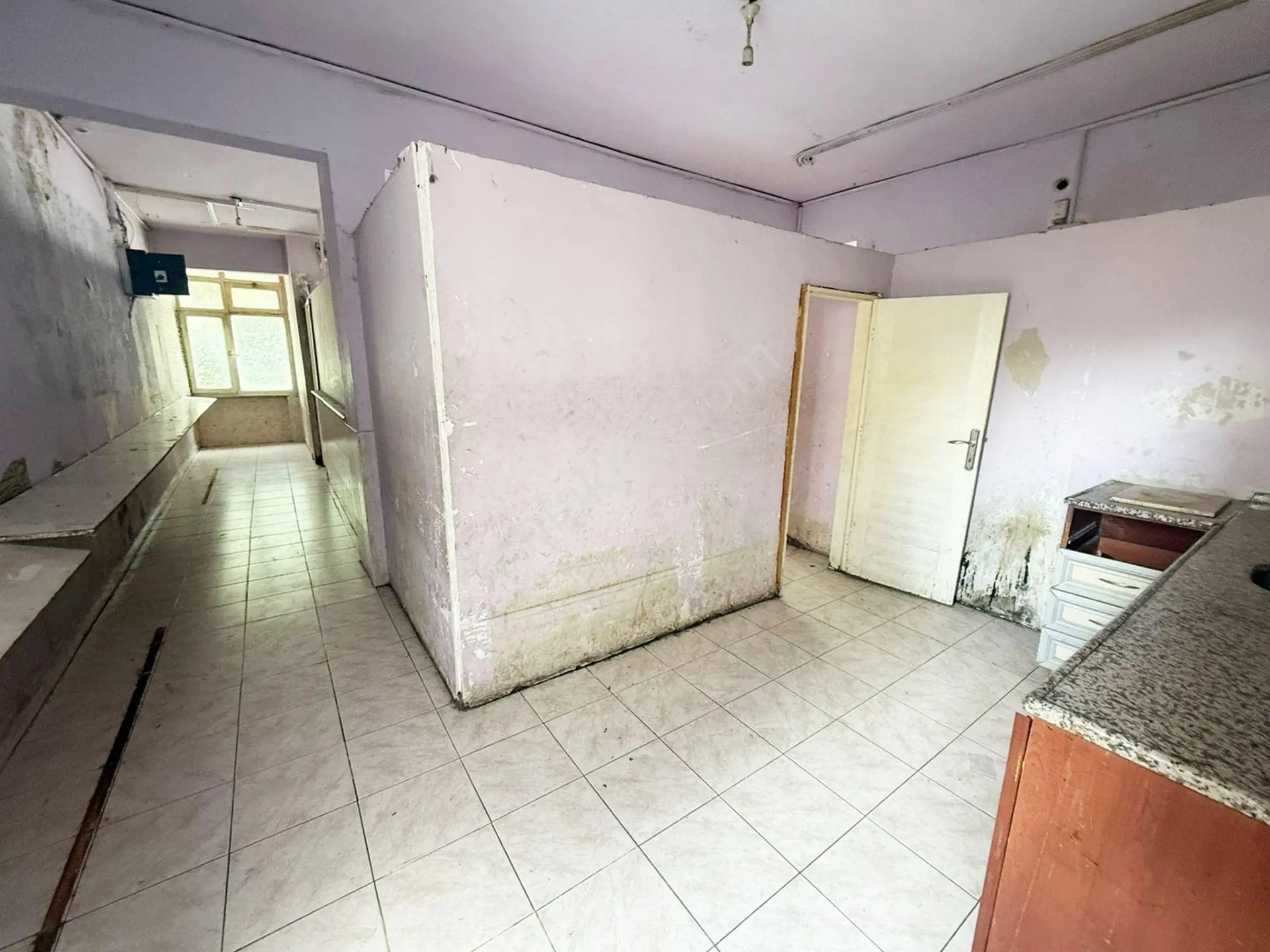 Mertcan'dan Şeyhli Mah. Geniş Kullanım Alanlı 220 M2 Dükkan - Görsel 4